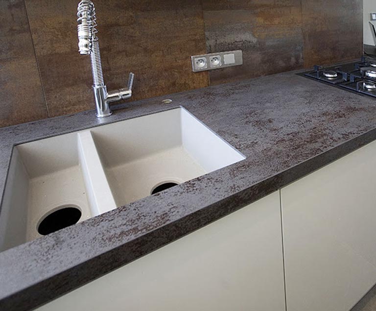 Kitchen Design and Build Image 1