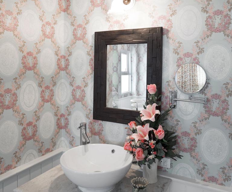 Wallpaper Hanging Services Image 1